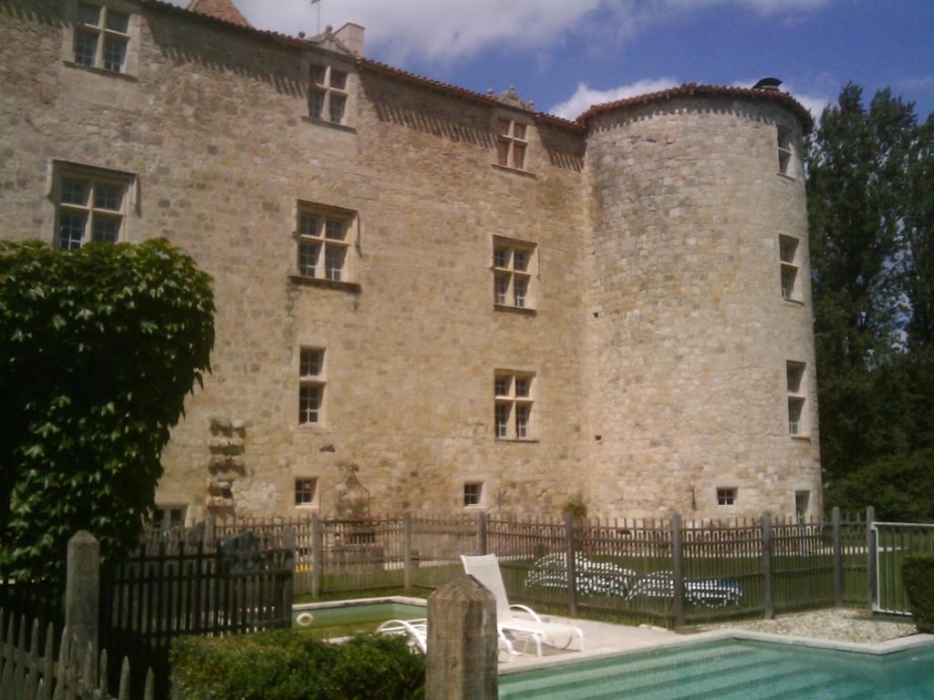 Chateau De Fources Exterior photo